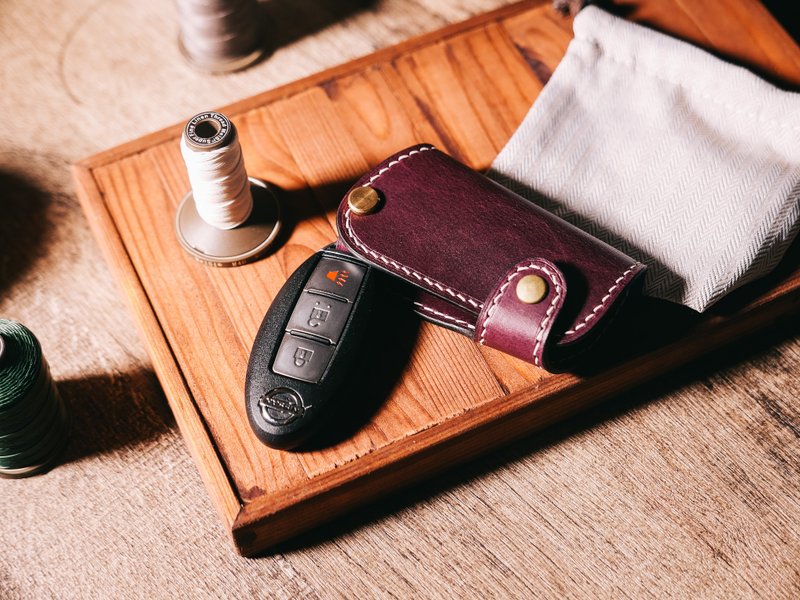 Handmade Leather NISSAN Key Case - Buttero - Keychains - Genuine Leather Multicolor