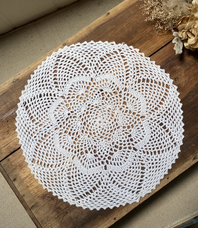 [Good Day Fetish] German vintage antique handmade crochet lace 034 atmospheric home decoration - Place Mats & Dining Décor - Other Materials White