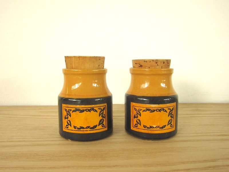 北歐雜貨‧瑞典70年代花草軟木陶罐二件組 - 花瓶/花器 - 陶 橘色