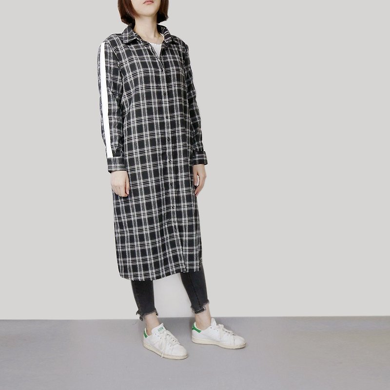 Cotton brushed black and white plaid long shirt - Women's Casual & Functional Jackets - Cotton & Hemp Multicolor