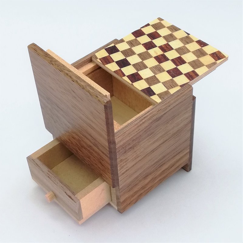 Drawer 4 steps Cube Ichimatsu Japanese puzzle box Himitsu-bako by Hiroyuki Oka - อื่นๆ - ไม้ 