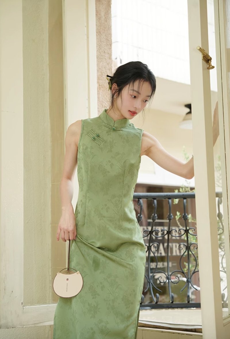 Willow-dyed branches new Chinese retro improved cheongsam - One Piece Dresses - Other Materials Green