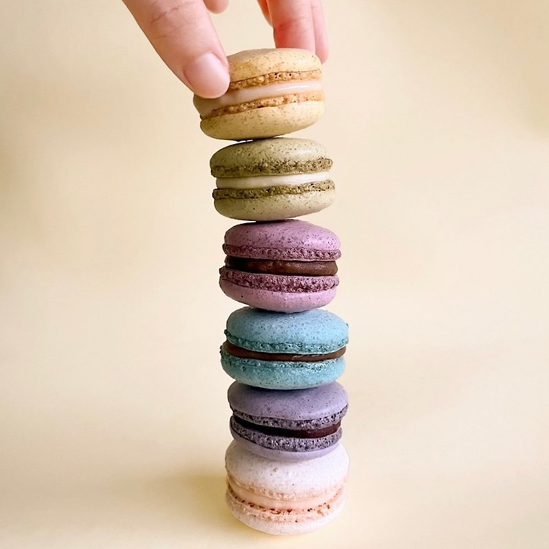 Colorful Macaron 6 set - Cake & Desserts - Fresh Ingredients Multicolor