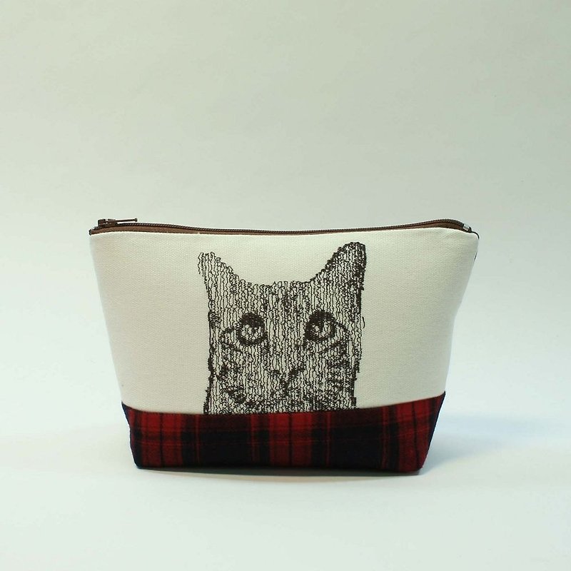 Embroidery Cosmetic 13- cat - กระเป๋าเครื่องสำอาง - ผ้าฝ้าย/ผ้าลินิน สีแดง