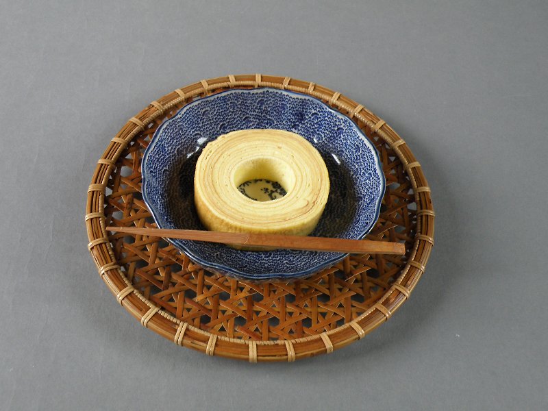 差し六つ目盛り皿　燻煙千島笹　菓子器 - 小碟/醬油碟 - 竹 咖啡色