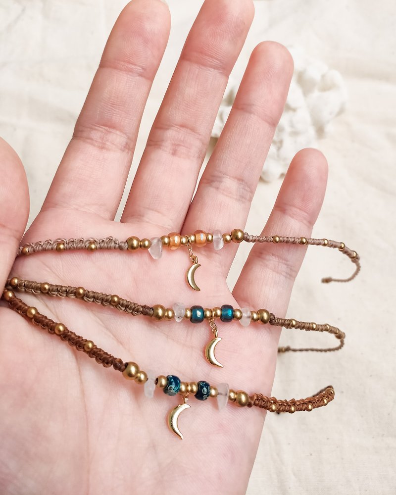 [Customizable] Crescent Moon Bracelet Moonstone Stone Bronze Japanese Beads Wax Thread Weaving - สร้อยข้อมือ - ทองแดงทองเหลือง สีนำ้ตาล