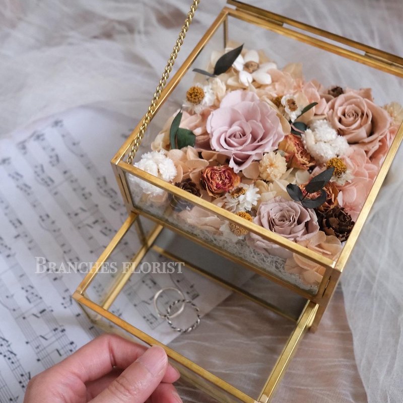 Preserved flower jewelry box jewelry box / Preserved flower does not wither dried flower gift decoration - Dried Flowers & Bouquets - Plants & Flowers 
