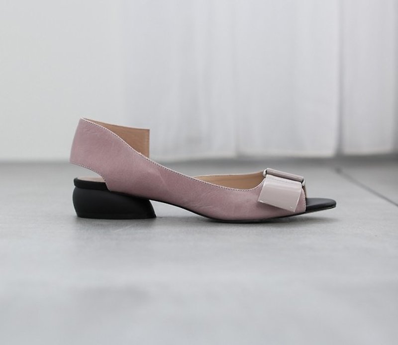 レトロな人形の靴レザーサンダル灰構造バックルブロードバンド - ストラップサンダル - 革 ピンク