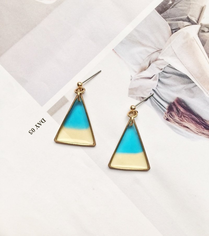 La Don - Triangular Brass Blue Orange Yellow Lemon Ear Pins - Earrings & Clip-ons - Acrylic Blue