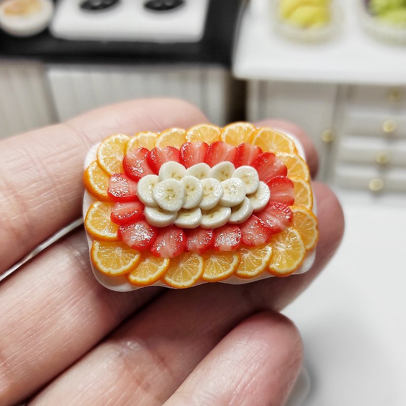 Realistic assortment of fruits on a plate - fruits for dollhouse - miniature - ตุ๊กตา - ดินเหนียว 