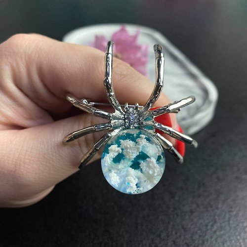 AlexArtRoom Spider brooch, spider jewelry, cloud jewelry, Cloud brooch