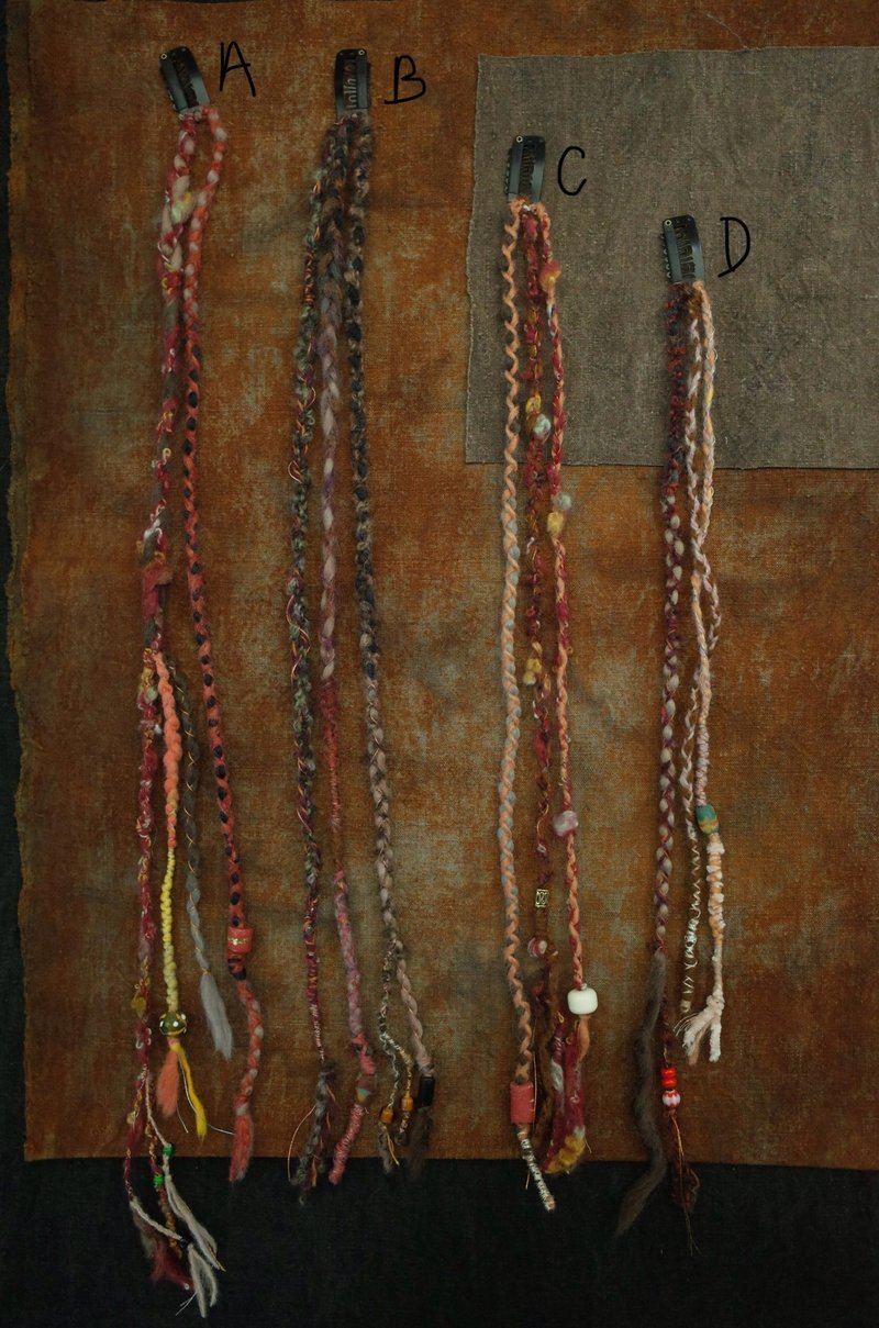 ジプシーヘアクリップ 着脱式ドレッドヘアクリップ (ブラウン/レッド) - ヘアアクセサリー - ウール ブラウン