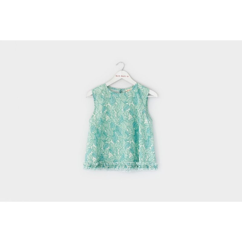 Green leaf pattern sleeveless shirt with ruffles at the hem - Women's Tops - Cotton & Hemp Green