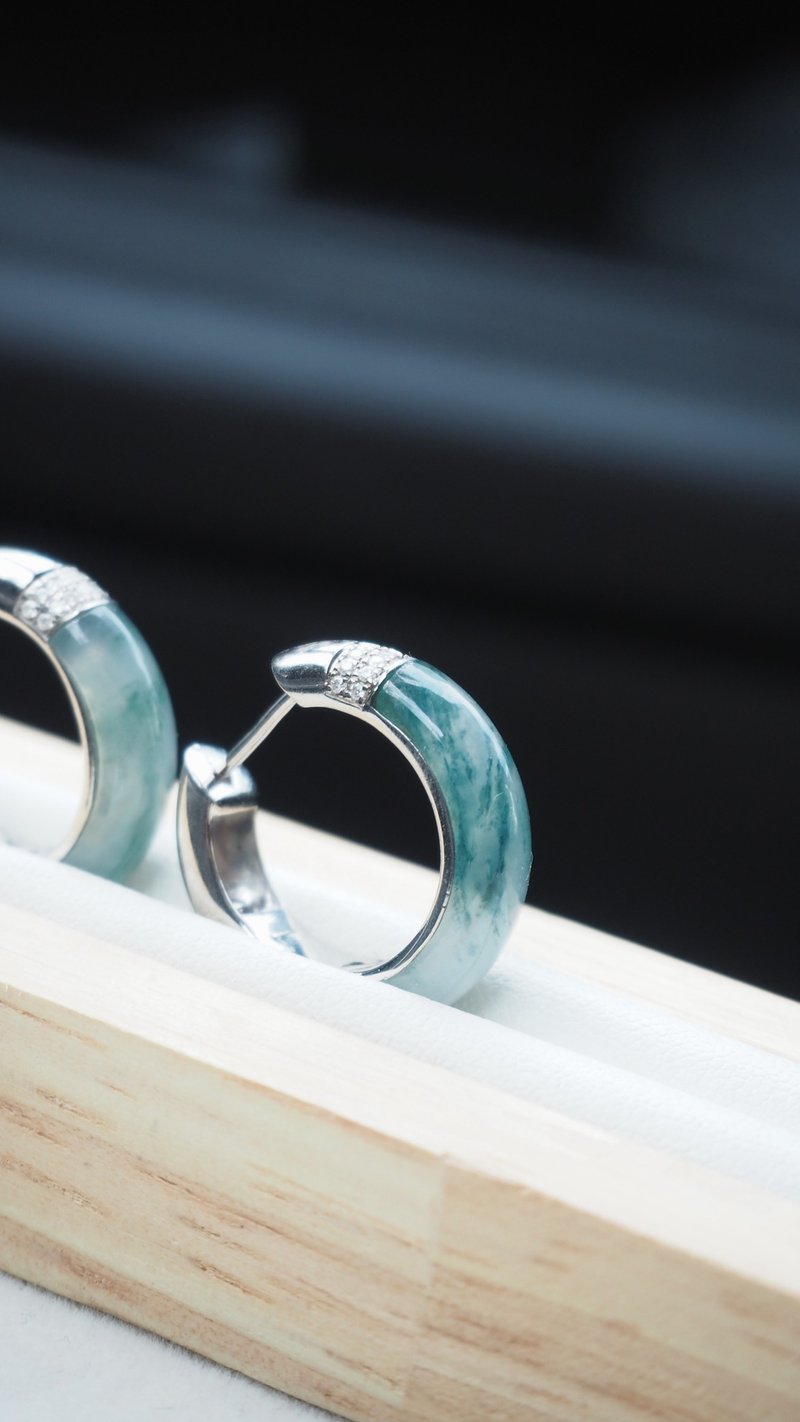 Baoki - フローティングフローラル純銀セッティングピアス（デザイン品） - 天然A貨翡翠 - ピアス・イヤリング - 翡翠 グリーン