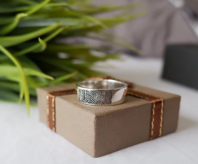 Ring with name on sale inside