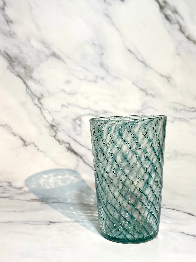 Supercooled glass studio air bag cup (dark green) - Cups - Glass 