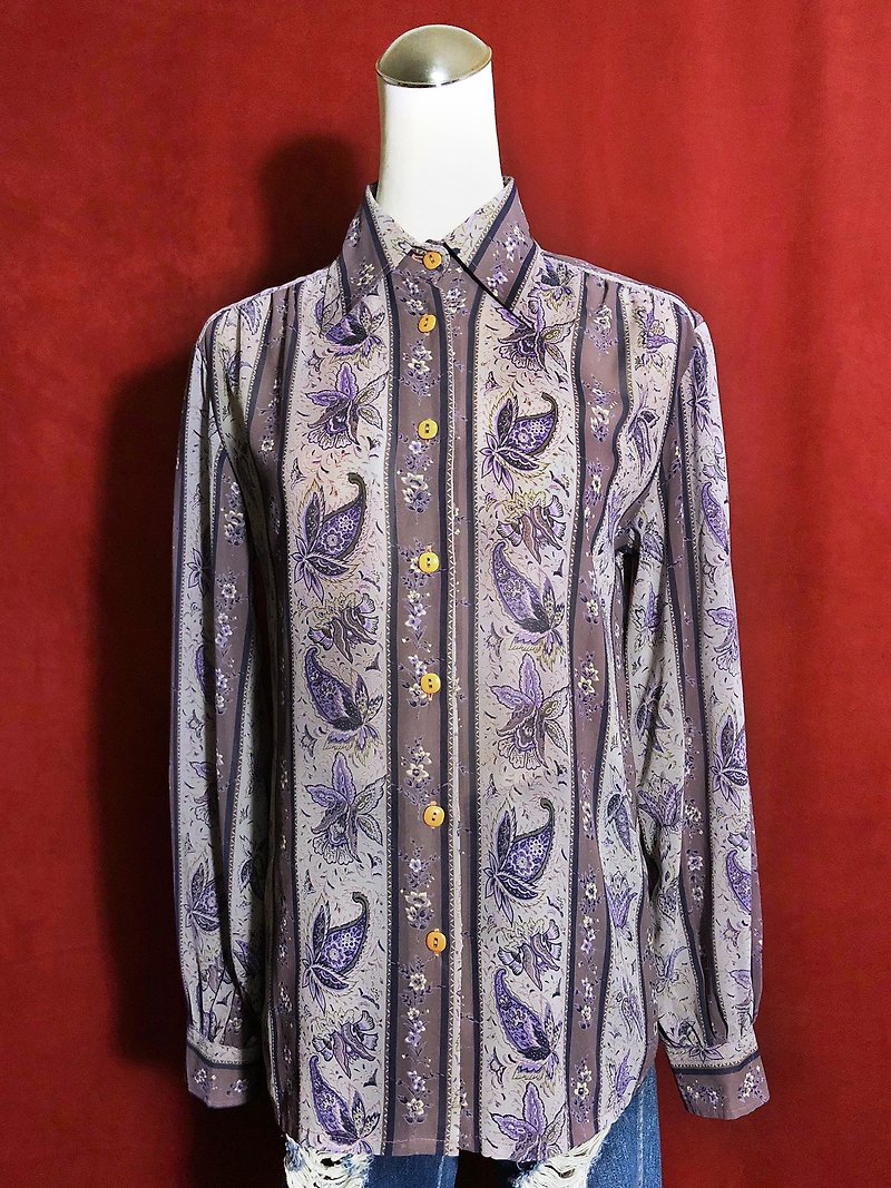Classical flower chiffon long sleeve vintage shirt / brought back to VINTAGE abroad - เสื้อเชิ้ตผู้หญิง - เส้นใยสังเคราะห์ หลากหลายสี