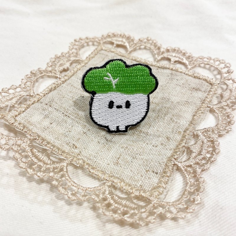刺繡別針 - 小菜一樁 - 徽章/別針 - 繡線 綠色