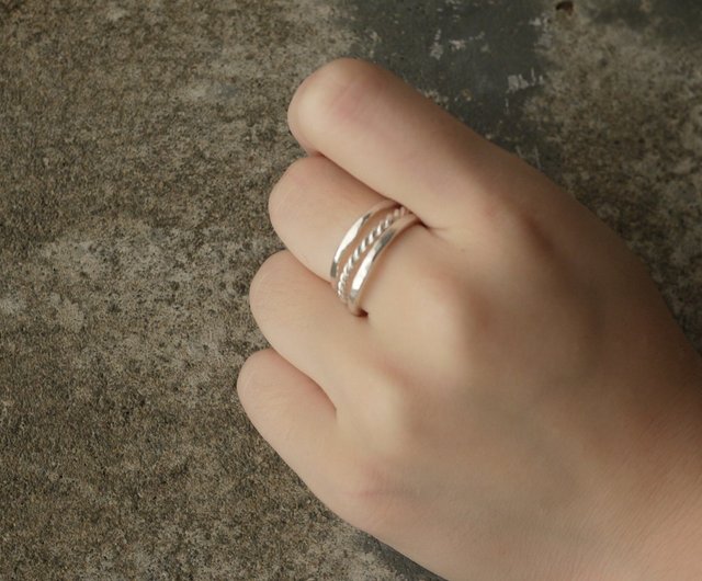 シングルリング 若いミミシルバーリングの2mmの薄いテクスチャー シングルまたは組み合わせて購入可能 Studio D El Life Works By ゴールド ショップ 生活金工務所 ペアリング Pinkoi
