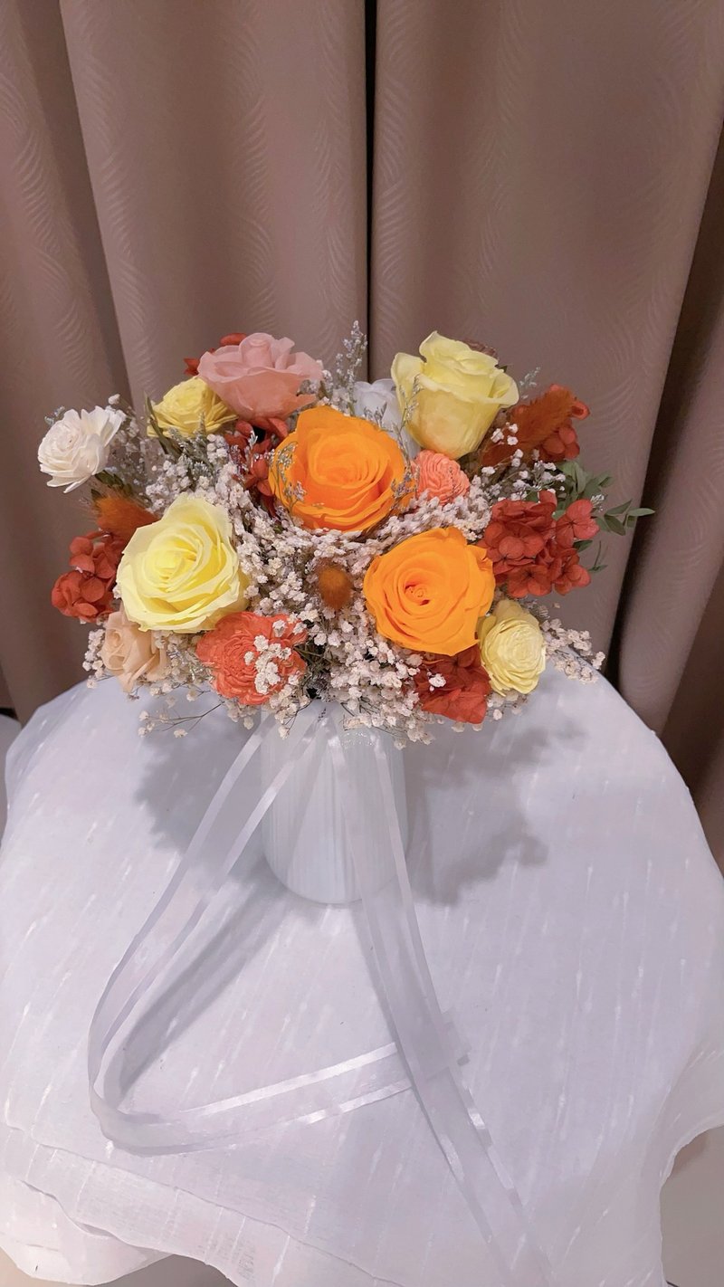 陽光橘永生花捧花 新娘捧花 乾燥花捧花 登記捧花 分束捧花 - 乾燥花/永生花 - 植物．花 橘色