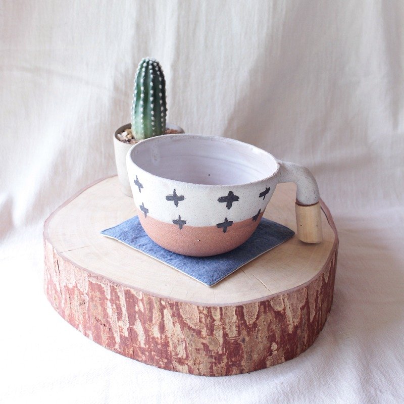 Ceramic coffee cup - Pottery & Ceramics - Pottery White
