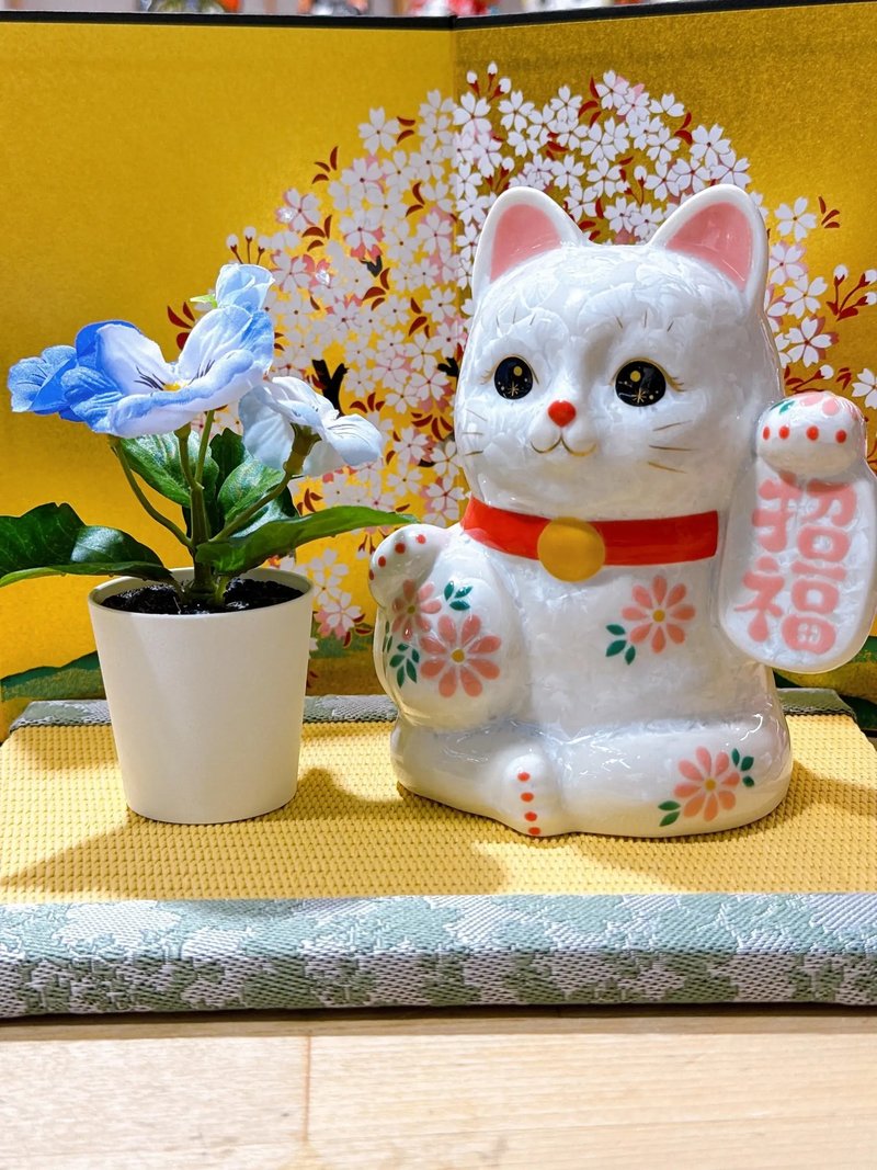 【白晶招福】日本清水燒招財貓 | 花結晶 - 白招福 - 擺飾/家飾品 - 瓷 白色