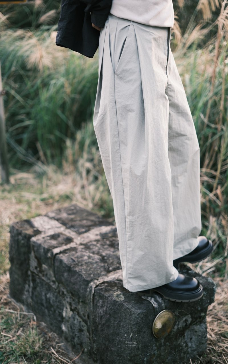 M型ダブルポケット薄手ワイドパンツ ユニセックス オフィスカジュアル長ズボン - 2色 - コールドグレー - パンツ レディース - その他の化学繊維 グレー