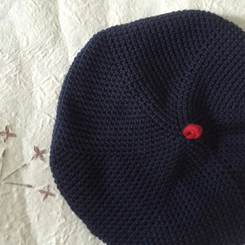 両面手編みのベレー帽|オーガニックコットン糸|ディープブルー|パーソナライズされたアクセサリー| - 帽子 - コットン・麻 ブルー