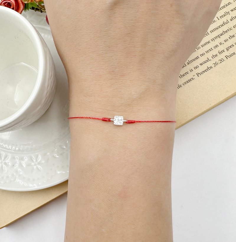 Sterling silver square diamond classic temperament happiness line red line bracelet best friend marriage good luck - สร้อยข้อมือ - เงินแท้ สีแดง