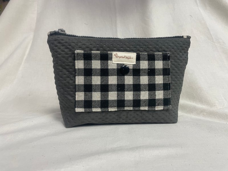 Ready in stock - Gray waterproof fabric with plaid multi-cosmetic bag - กระเป๋าเครื่องสำอาง - ผ้าฝ้าย/ผ้าลินิน สีเทา