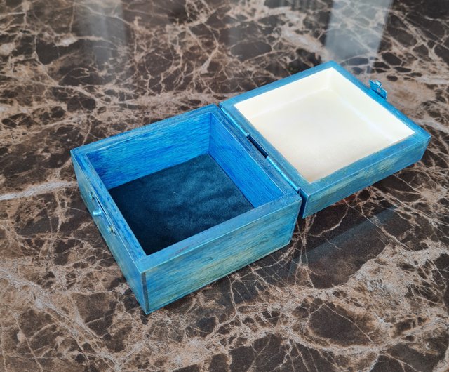 手作りのジュエリーボックス ブルーリングボックス 蓋にフルーツの装飾