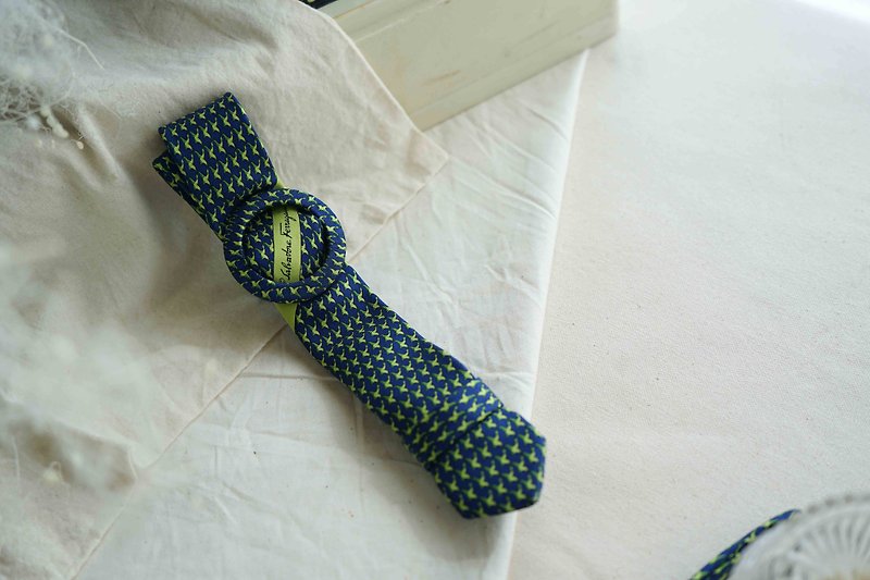 Antique tie modified belt-Salvatore Ferragamo blue-belt headband set - เข็มขัด - ผ้าไหม สีน้ำเงิน