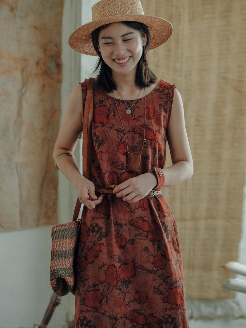 Castle Flower Cotton Retro Print Straight Dress Casual Versatile Vest Long Dress Dress Vest Dress - ชุดเดรส - ผ้าฝ้าย/ผ้าลินิน สีแดง