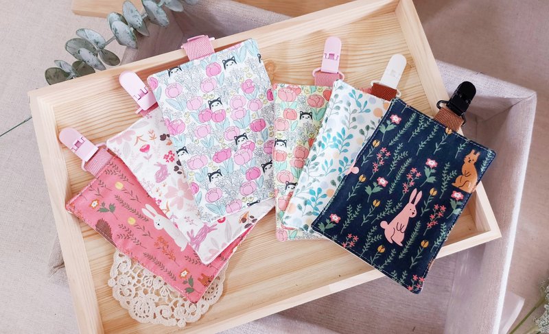 Six-layer gauze [clip-type handkerchief holder] kindergarten handkerchief children's handkerchief handkerchief holder - short style - Bibs - Cotton & Hemp 