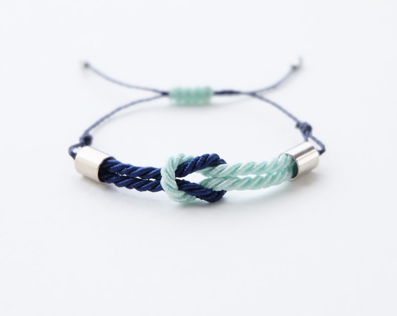 Tiny tie the knot rope bracelet in Light mint / Navy blue - 手鍊/手鐲 - 聚酯纖維 藍色