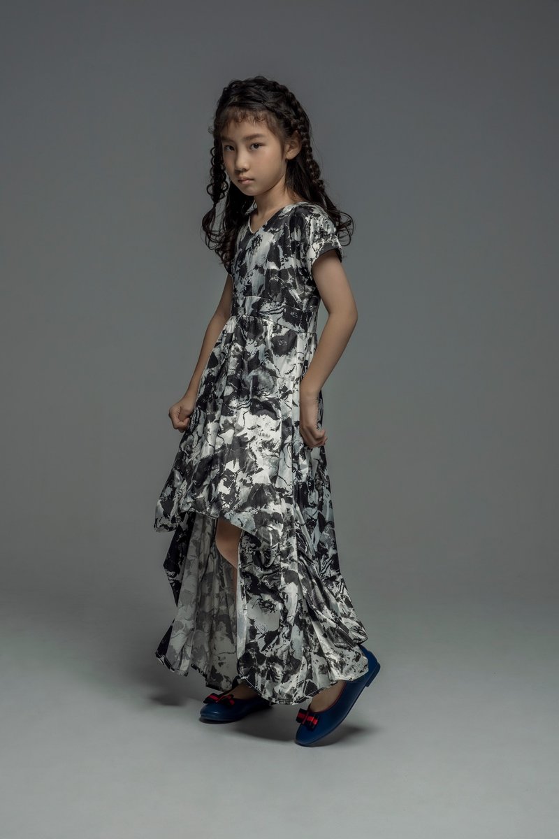 High Low Dress in Black and White Print / FW2019 - 男/女童禮服 - 其他材質 