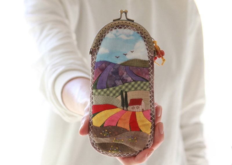 Artisanal Patchwork Eyeglasses Holder – Handmade Spectacle Case. - 太陽眼鏡/墨鏡 - 其他材質 多色
