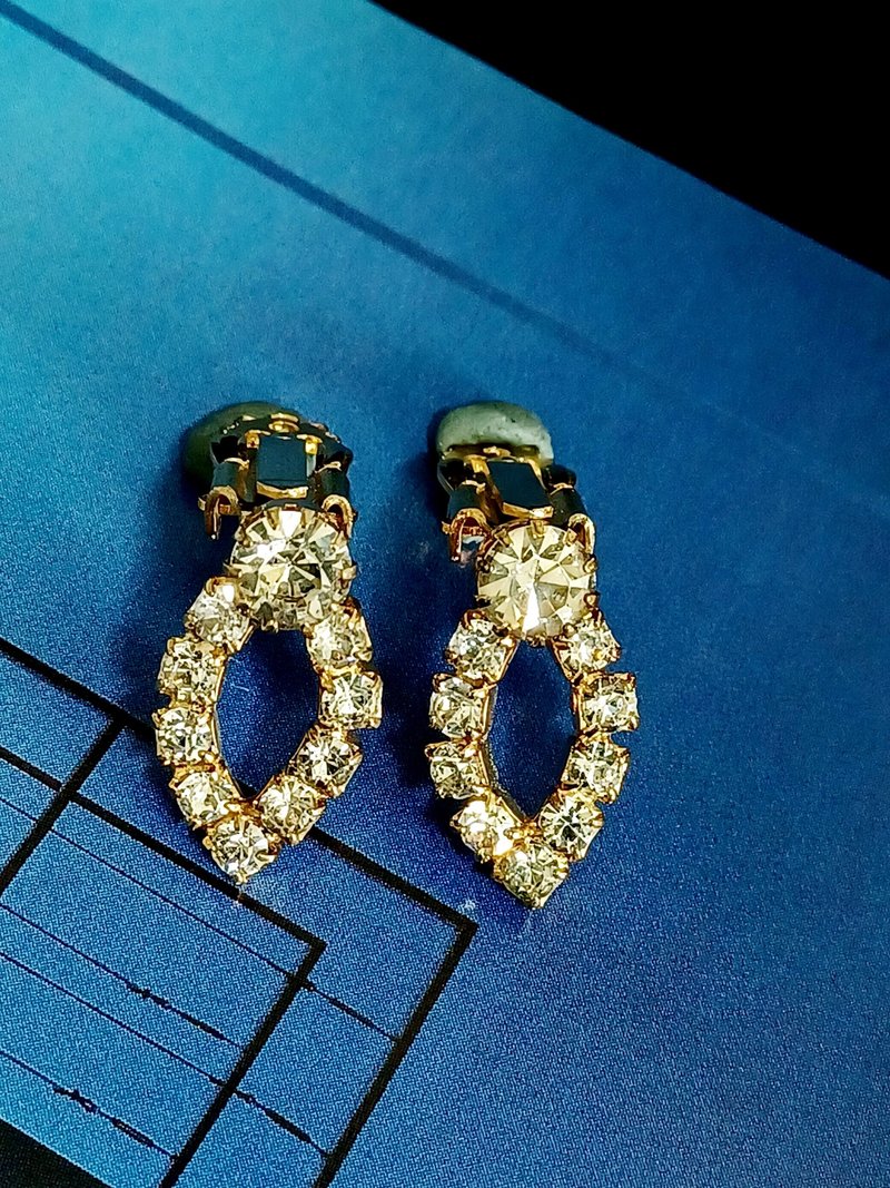 vintage jewelry  典雅金色環圈萊茵 夾式耳環 - 耳環/耳夾/耳骨夾 - 其他金屬 