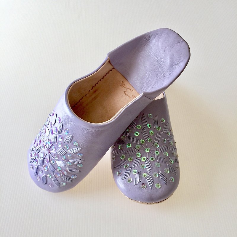 Babouche Slipper / 拖鞋 / beautiful embroidery Babush Funun Asakura slippers - Other - Genuine Leather Purple