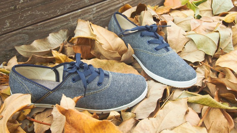 Adeia is comfortable, simple and easy to wear shoes denim blue casual sail denim blue hues - รองเท้าลำลองผู้หญิง - วัสดุอื่นๆ 