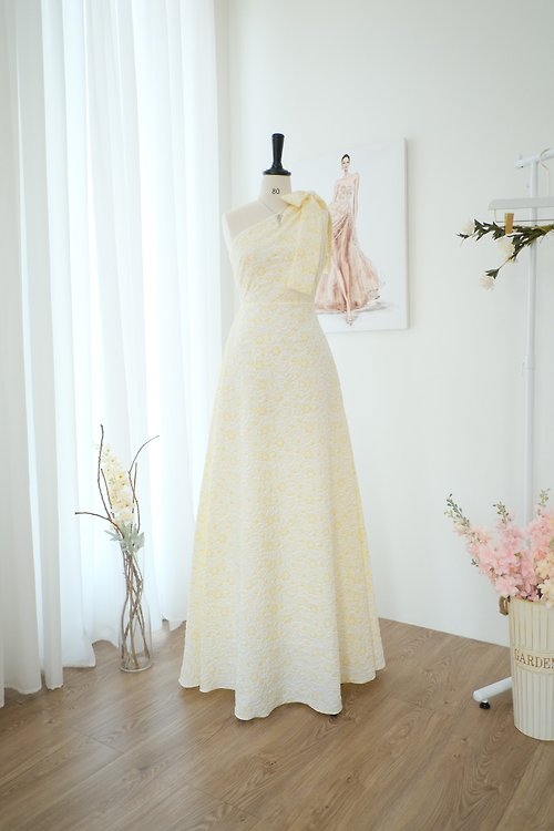 KEERATIKA Yellow floral Jacquard bridesmaid dress One shoulder maxi party wedding dress