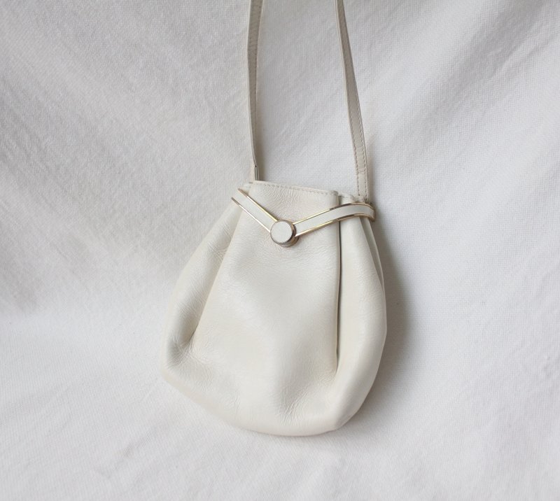 FOAK vintage/reserved/Charles Jourdan ivory white antique small bag - Messenger Bags & Sling Bags - Genuine Leather 