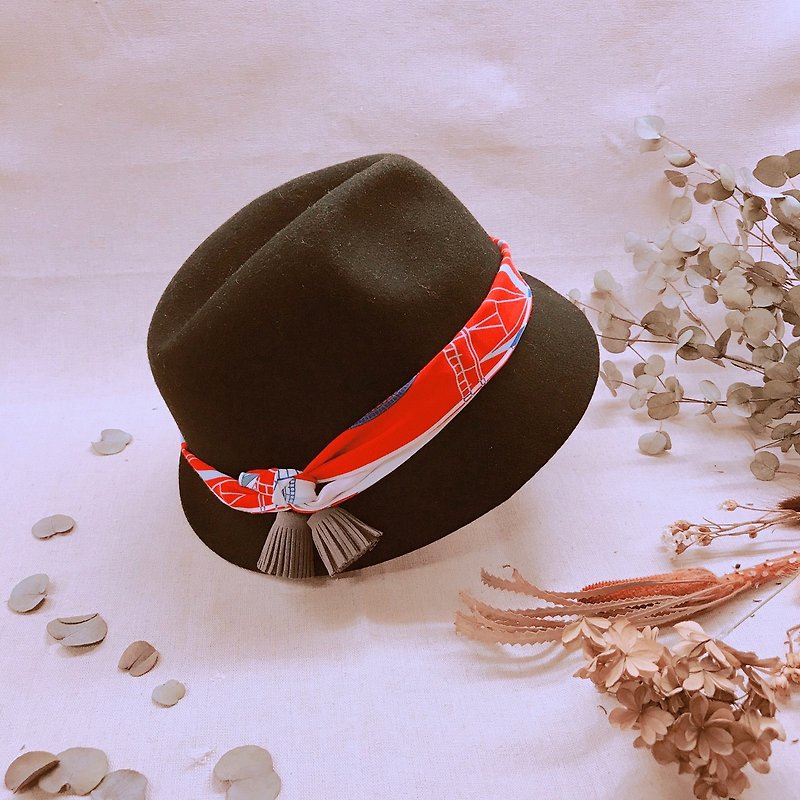 Fringed wool cap / travel separately - Hats & Caps - Wool Black