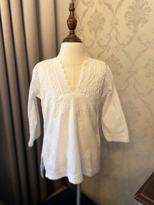 【藏私‧Collection】 歐風變形蟲蕾絲刺繡女童古著上衣