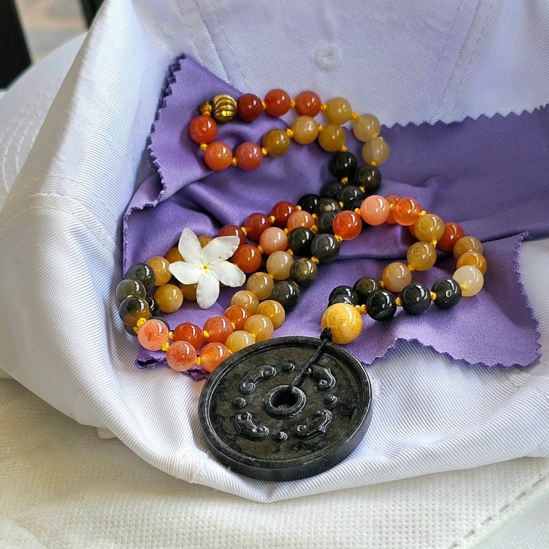 Agate necklace + genuine Burmese quartz Type A with a pair of black jade Pixiu pendants and a donut-shaped Yuyi staff - 項鍊 - 玉石 多色