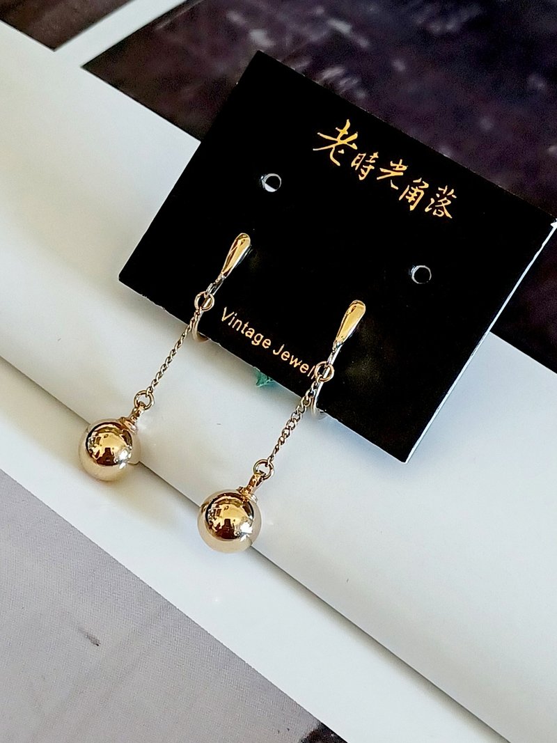 vintage jewelry  Trifari 簡約垂墜金球 夾式耳環 - 耳環/耳夾/耳骨夾 - 其他金屬 