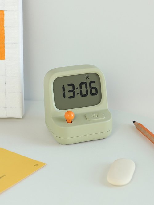 日本未発売 正規品 ゲームボーイ アラーム クロック 時計GEMEBOY a Amazon.co.jp: Paladone Nintendo Gameboy Alarm Clock [並行