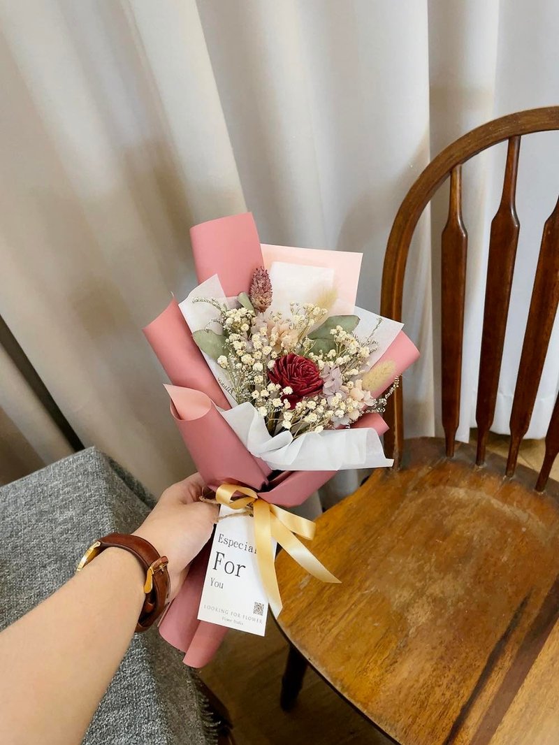 Dry bouquet [burgundy small bouquet] Birthday gift rose bouquet birthday bouquet graduation bouquet - ช่อดอกไม้แห้ง - พืช/ดอกไม้ 