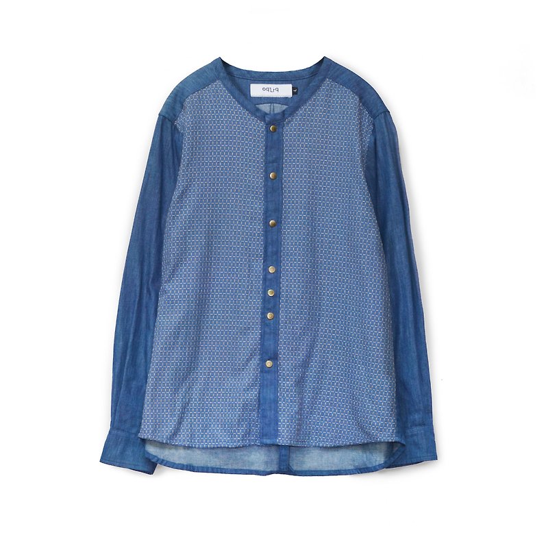 oqLiq  - ルート -  008クロス刺繍シャツ（ライトブルー） - シャツ メンズ - コットン・麻 ブルー