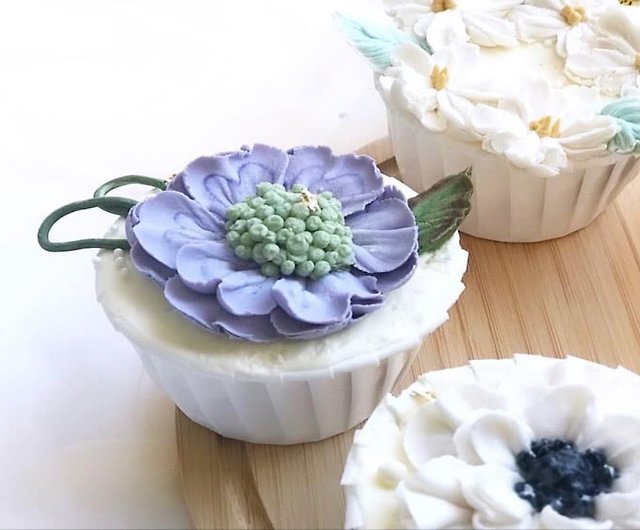 ワークショップ 手作り教室 花飾り体験教室 花飾りカップケーキ ショップ Lafleurcake 料理 グルメ Pinkoi